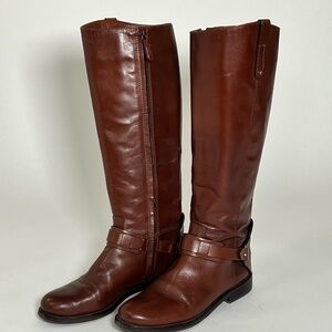 Beautiful Tory Burch boots